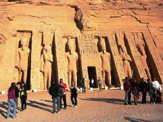 2010-01-02-07h41m41.P1010658 Abu Simbel