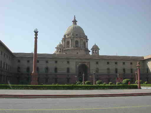 DSCN6803 Raisina Hill - north block of the Secreteriat