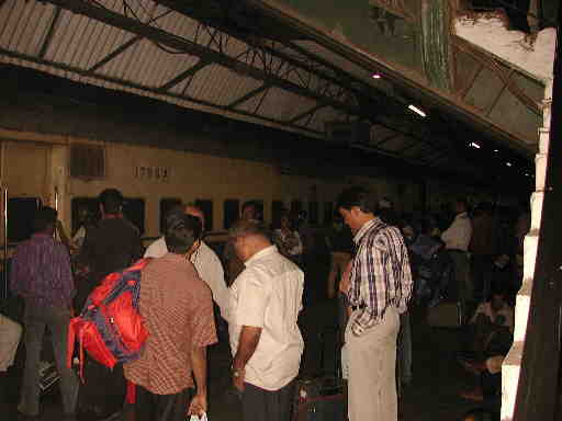 DSCN6897 Delhi Railway Station