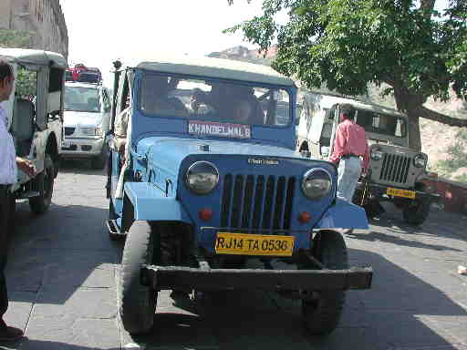 DSCN7122 Our Mahindra transport