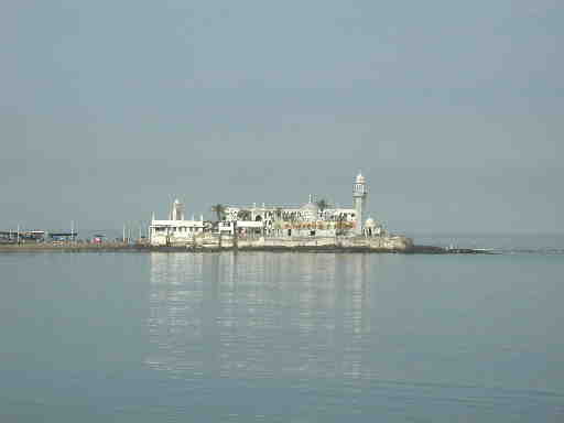 DSCN7319 Haji Ali Mosque